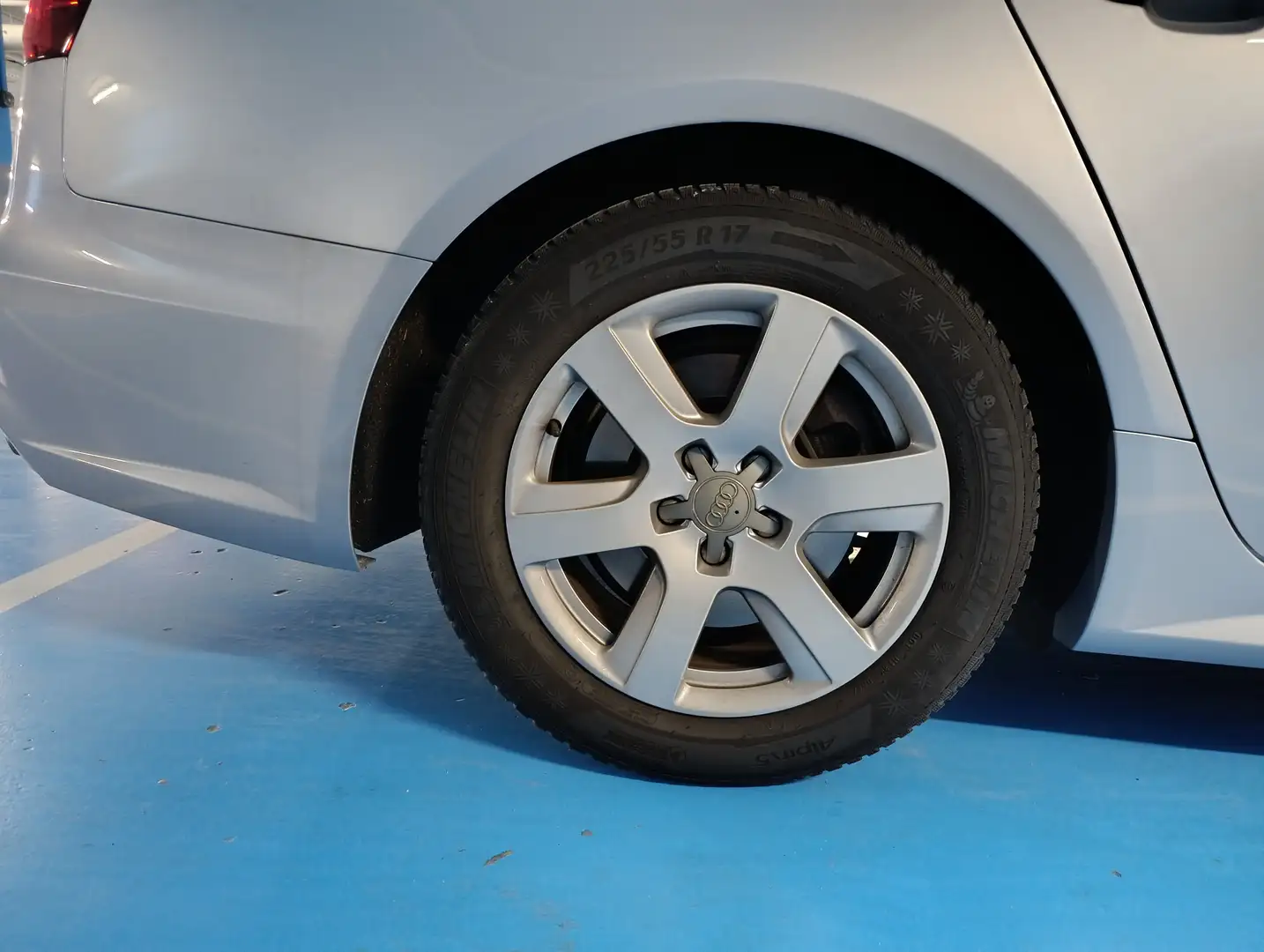 
								Audi A6 Avant 3.0TDI S line edition Q. S-T completo									